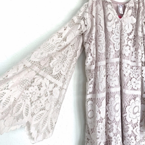 Xhilaration Blush Floral Lace Cold Shoulder Dress - Picture 5 of 8